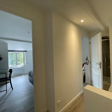 Maison Familiale Avec Jardin *